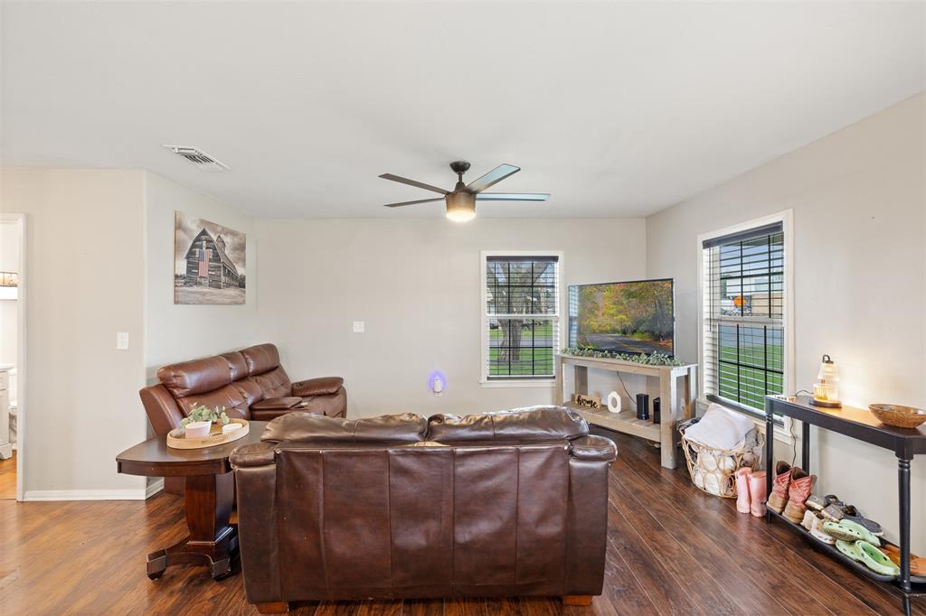 1503 Austin Street, Columbus, Texas image 7