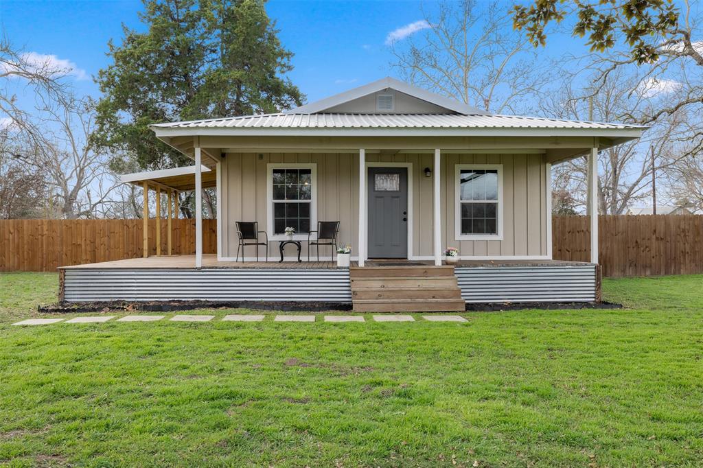 1503 Austin Street, Columbus, Texas image 2