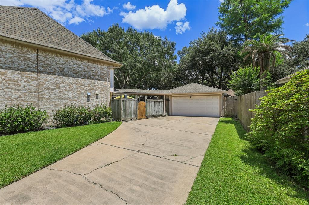 22519 Kent Falls Drive, Katy, Texas image 2