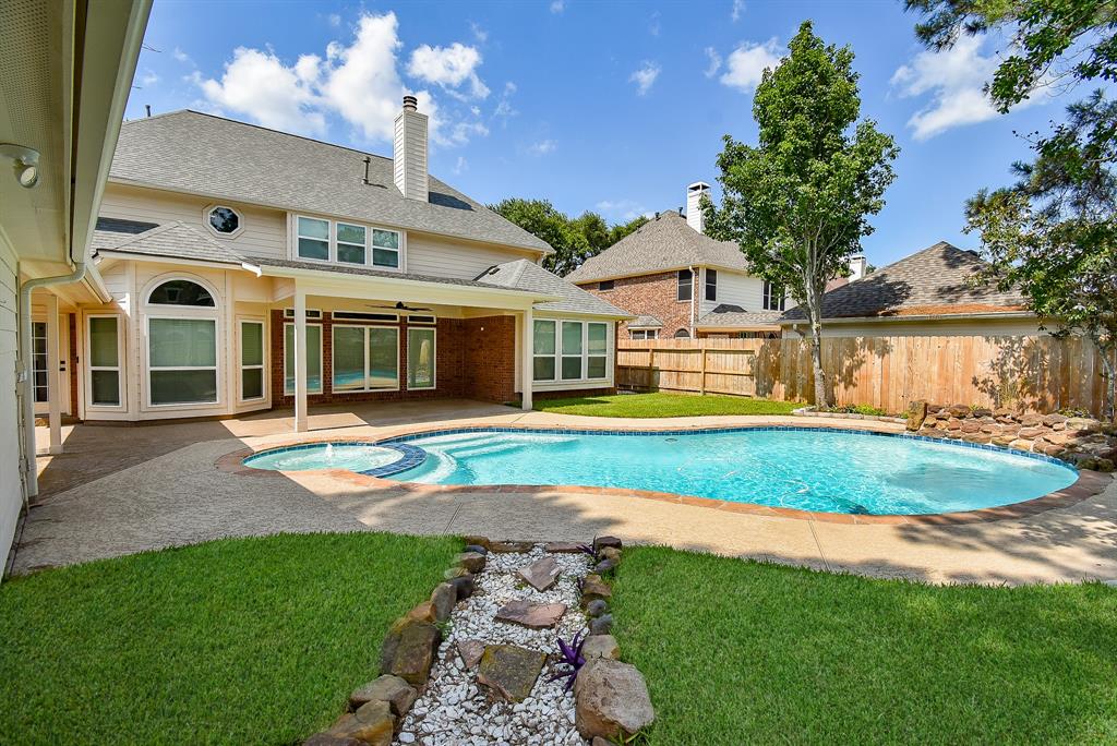 22707 Ravens Lake Drive, Katy, Texas image 2