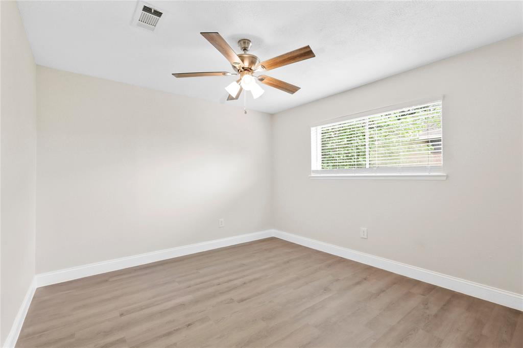 3101 Possum Trot Street, Brenham, Texas image 20