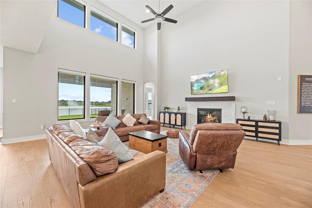 500 Horizon Light Lane