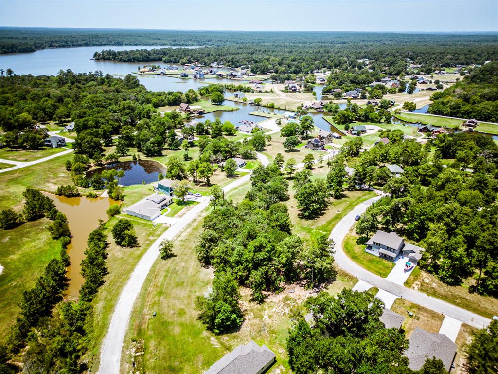 187 N Forest Drive, Huntsville, Texas image 24