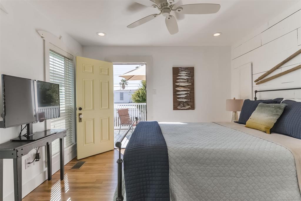 1511 Mechanic Street, Galveston, Texas image 29