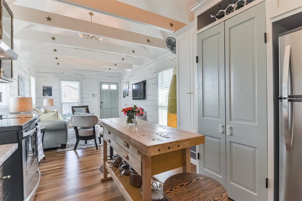 1511 Mechanic Street, Galveston, Texas image 14