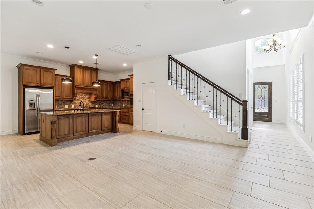 35 Daffodil Meadow Place, Tomball, Texas image 10