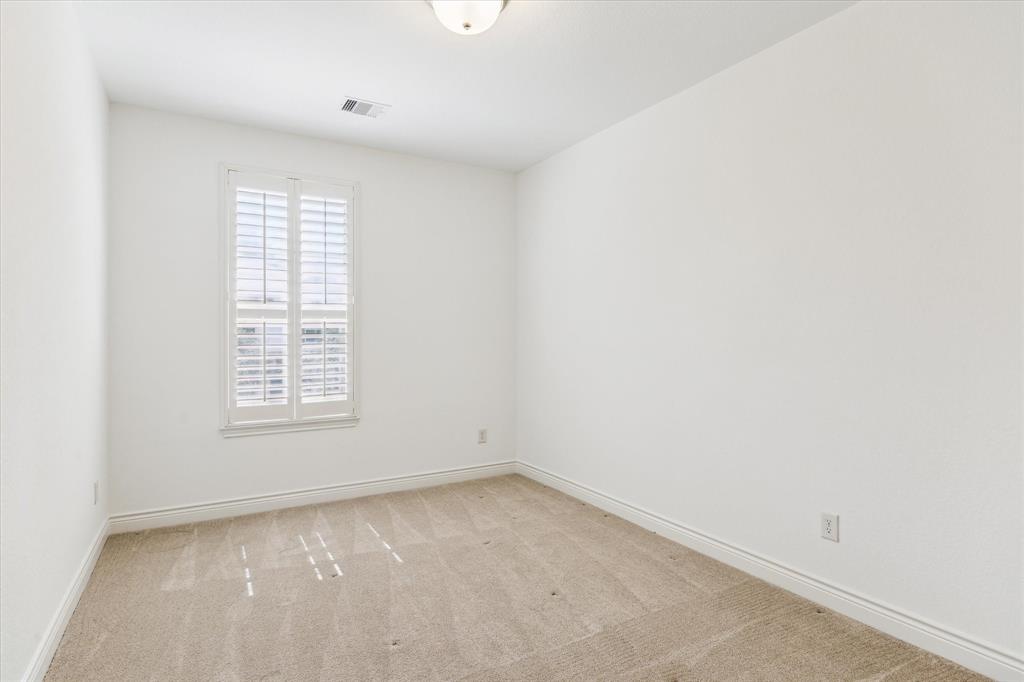 35 Daffodil Meadow Place, Tomball, Texas image 26