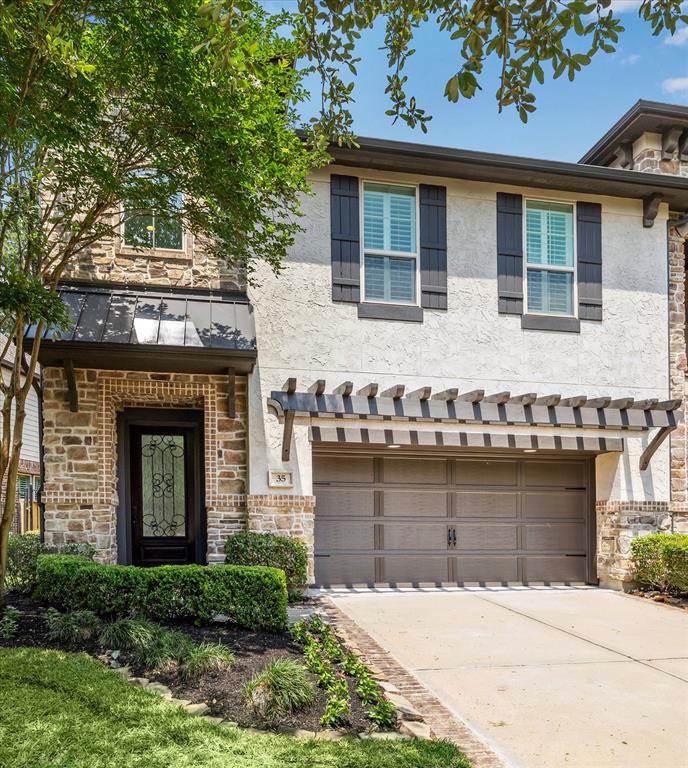 35 Daffodil Meadow Place, Tomball, Texas image 1