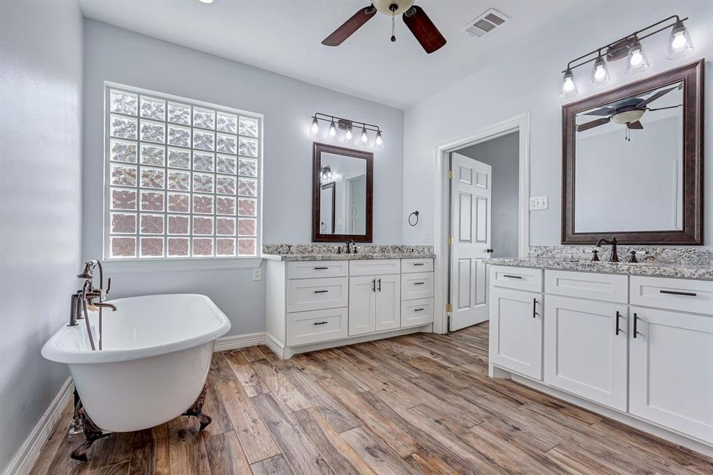 3003 Brook Shore Court, Kingwood, Texas image 26
