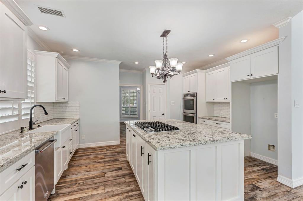 3003 Brook Shore Court, Kingwood, Texas image 14