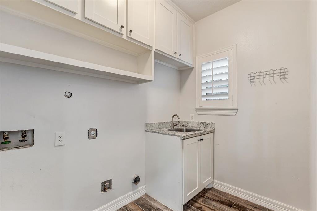 3003 Brook Shore Court, Kingwood, Texas image 27