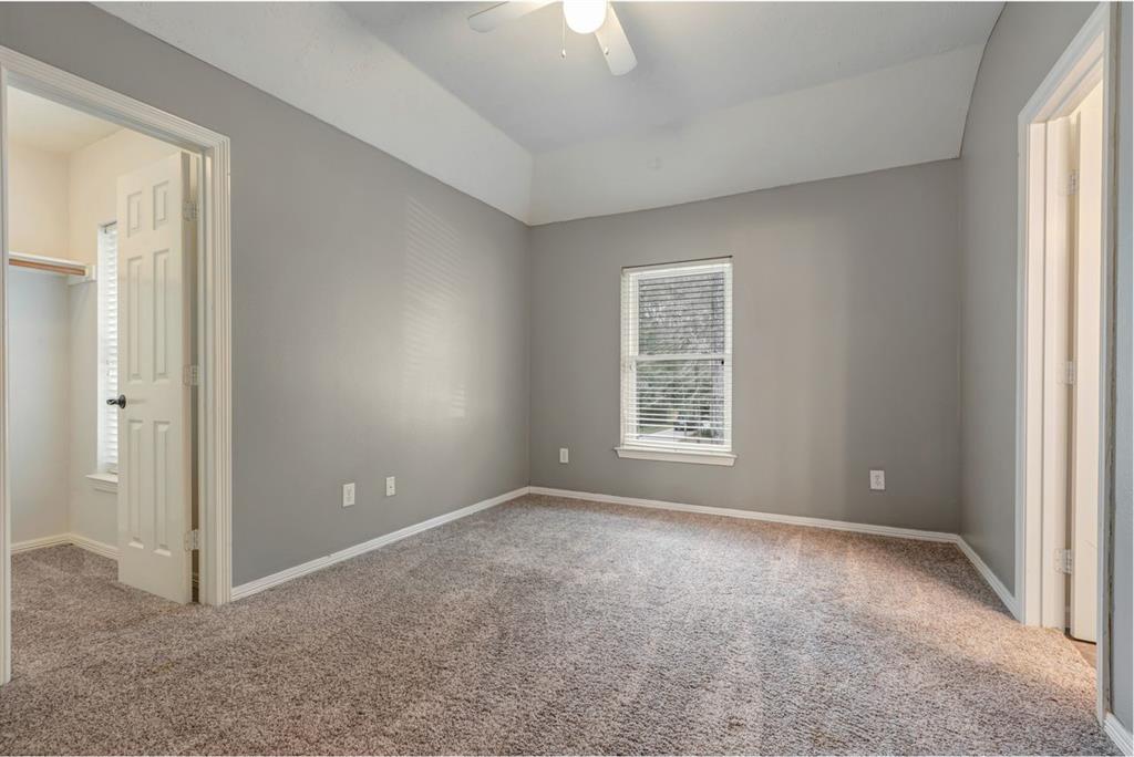 3003 Brook Shore Court, Kingwood, Texas image 31