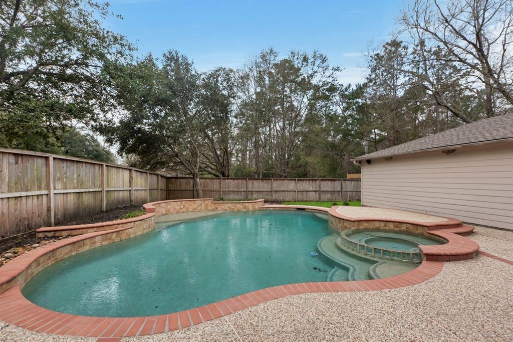 3003 Brook Shore Court, Kingwood, Texas image 36