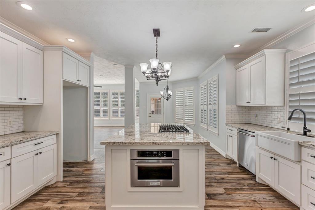 3003 Brook Shore Court, Kingwood, Texas image 15