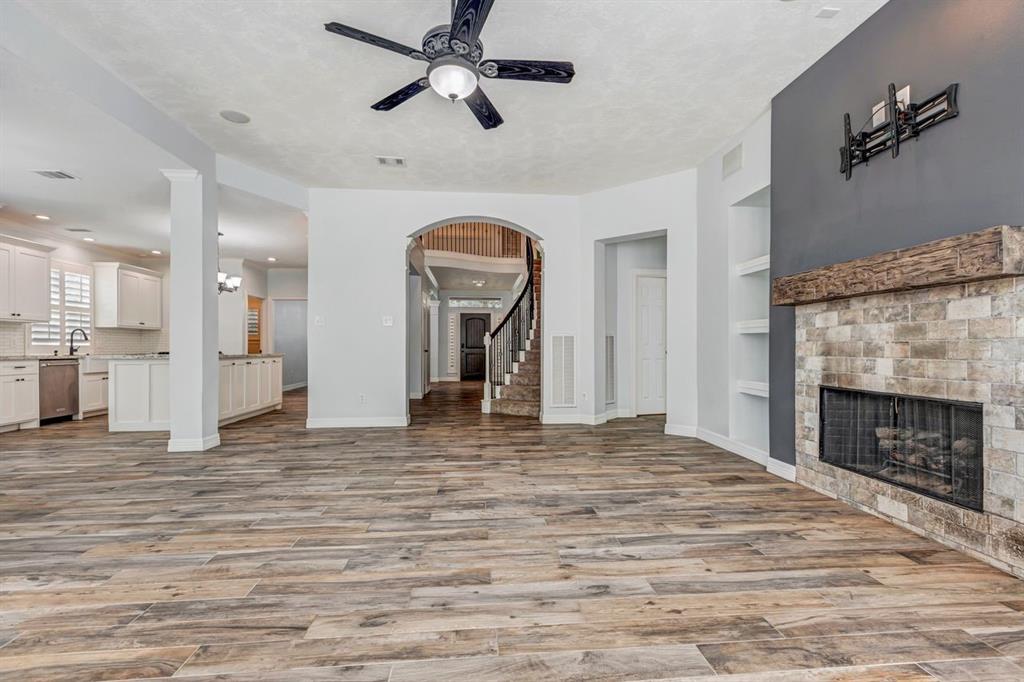 3003 Brook Shore Court, Kingwood, Texas image 17