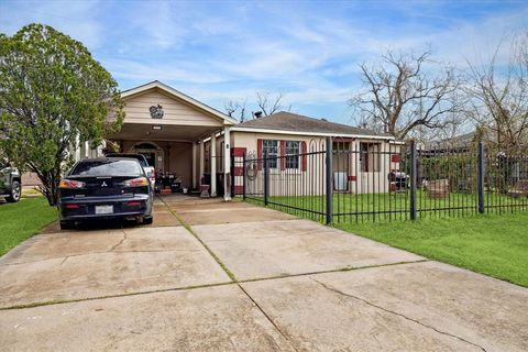 MLS: 4562643