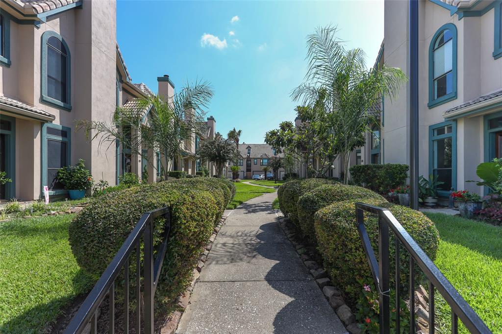 481 Mariners Drive, Kemah, Texas image 6