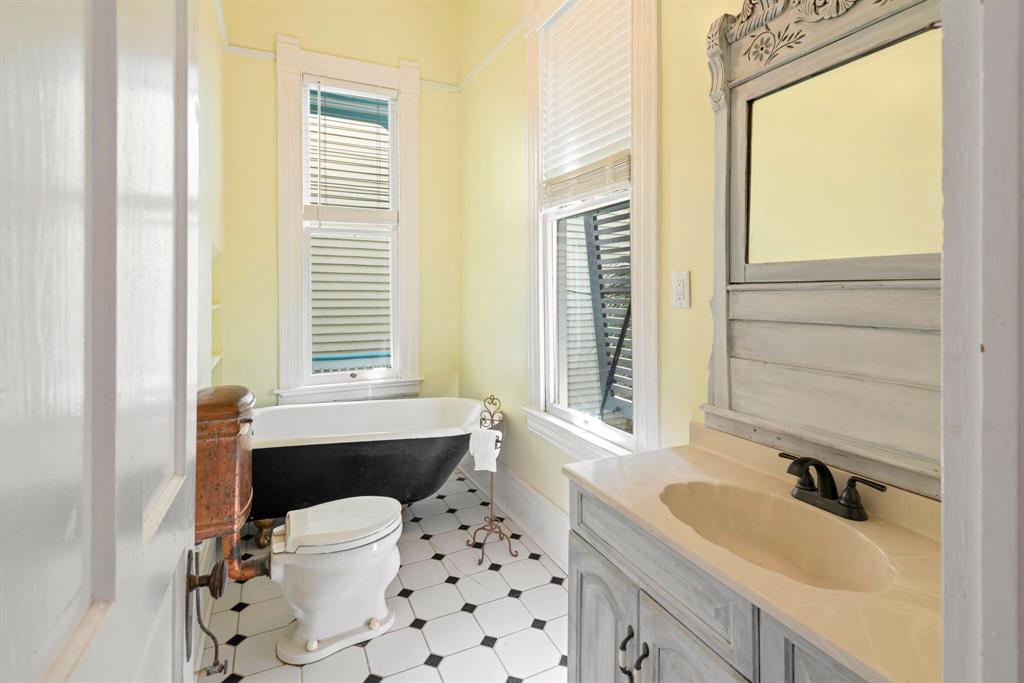 1827 Ball Street, Galveston, Texas image 15