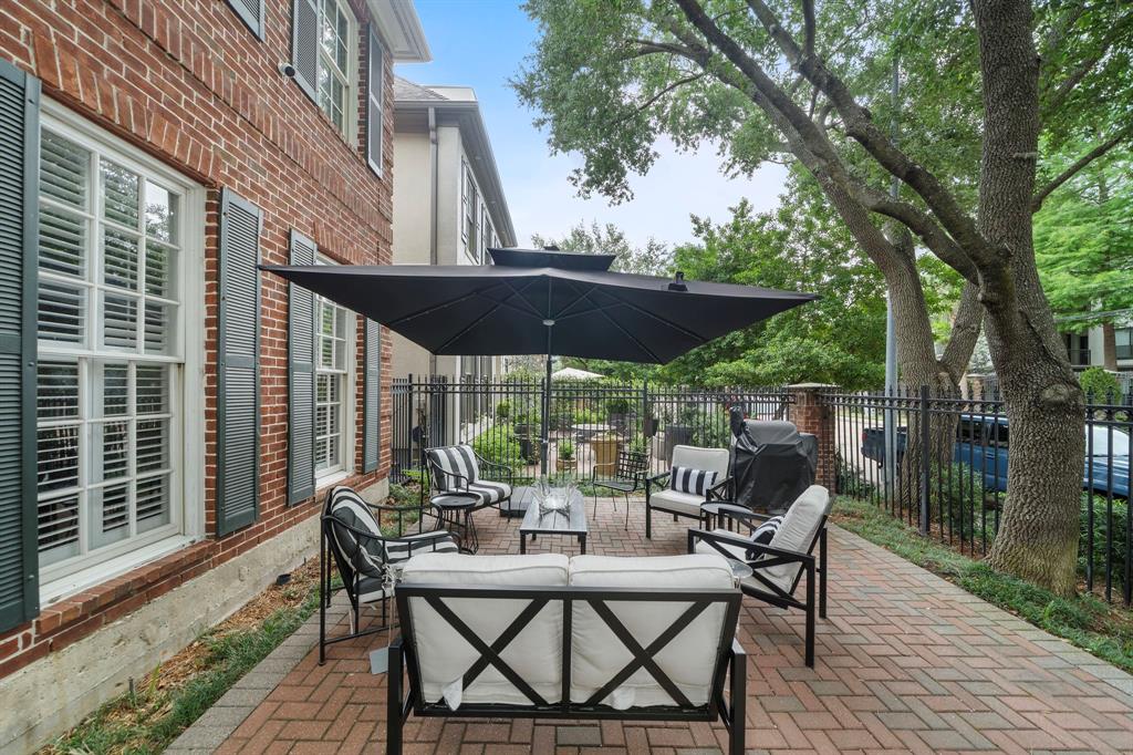5136 Chevy Chase Drive