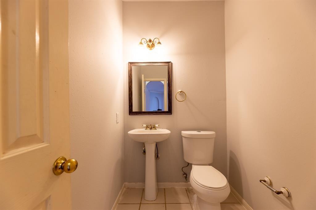 3111 Glen Cullen Lane, Pearland, Texas image 23