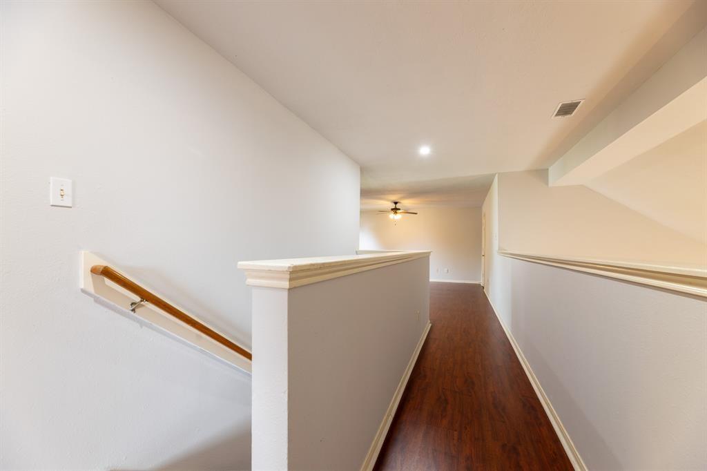 3111 Glen Cullen Lane, Pearland, Texas image 30