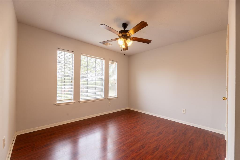 3111 Glen Cullen Lane, Pearland, Texas image 29