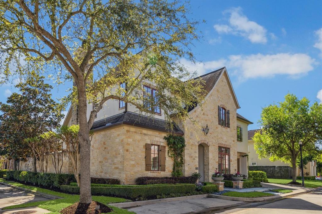 1103 Vista Creek Drive