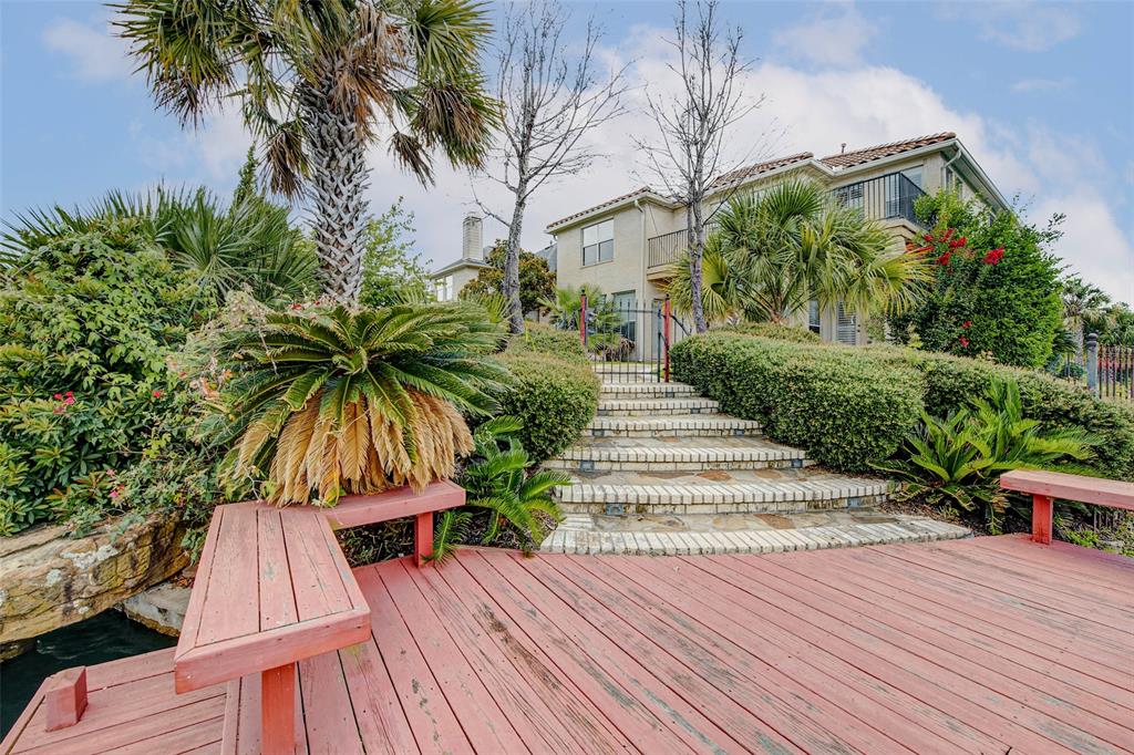 13212 Lismore Point