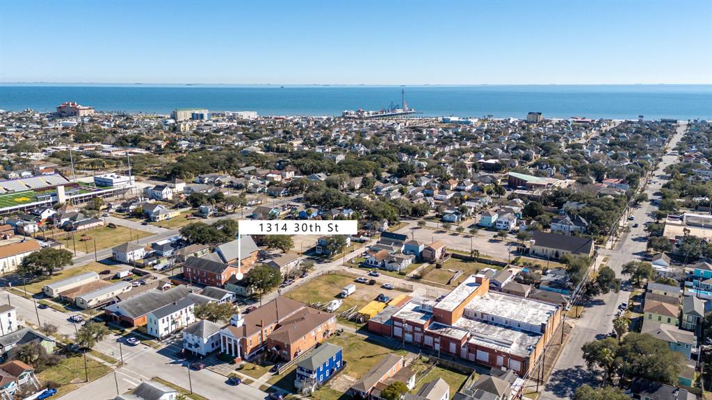 1314 30th Street, Galveston, Texas image 1