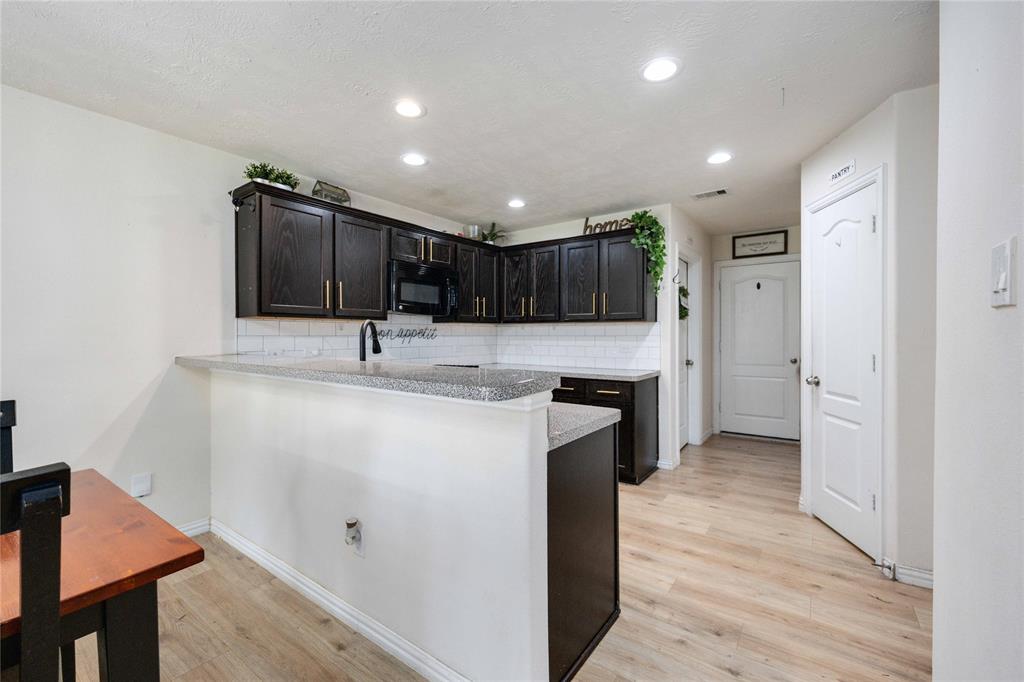 2814 Dustin Place Court, Humble, Texas image 10