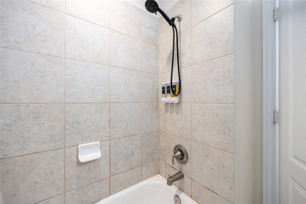 2814 Dustin Place Court, Humble, Texas image 21