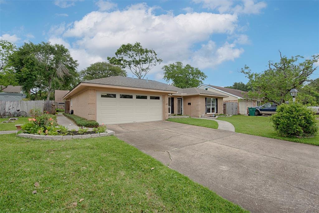 1768 Florida Drive, Seabrook, Texas image 2