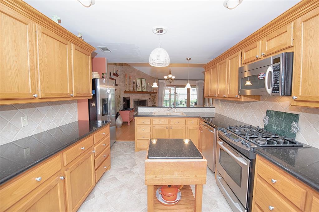 1768 Florida Drive, Seabrook, Texas image 13