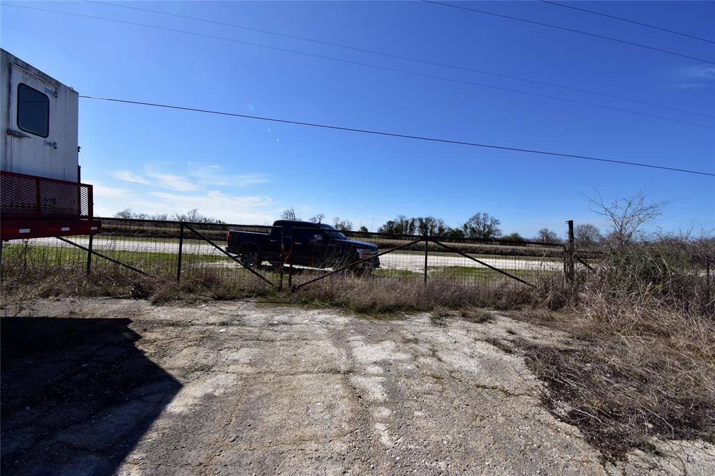 951 Canal Rd Rd, Stowell, Texas image 10