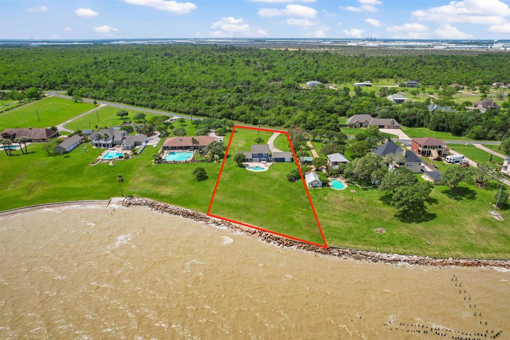 11320 Cedar Gully Road, Beach City, Texas image 8