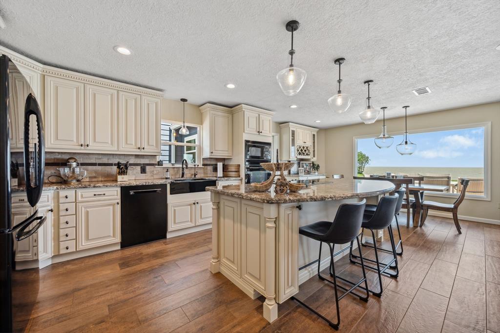11320 Cedar Gully Road, Beach City, Texas image 21