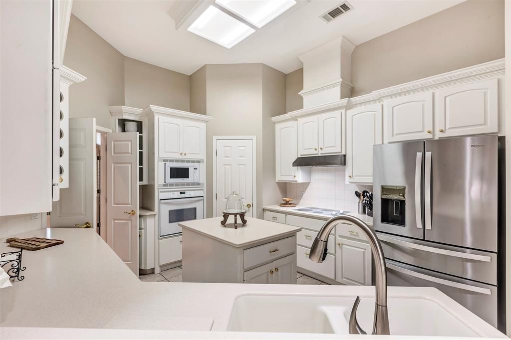 1604 Durham Drive, Huntsville, Texas image 15