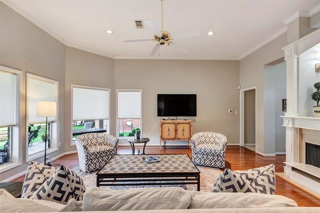 1604 Durham Drive, Huntsville, Texas image 10