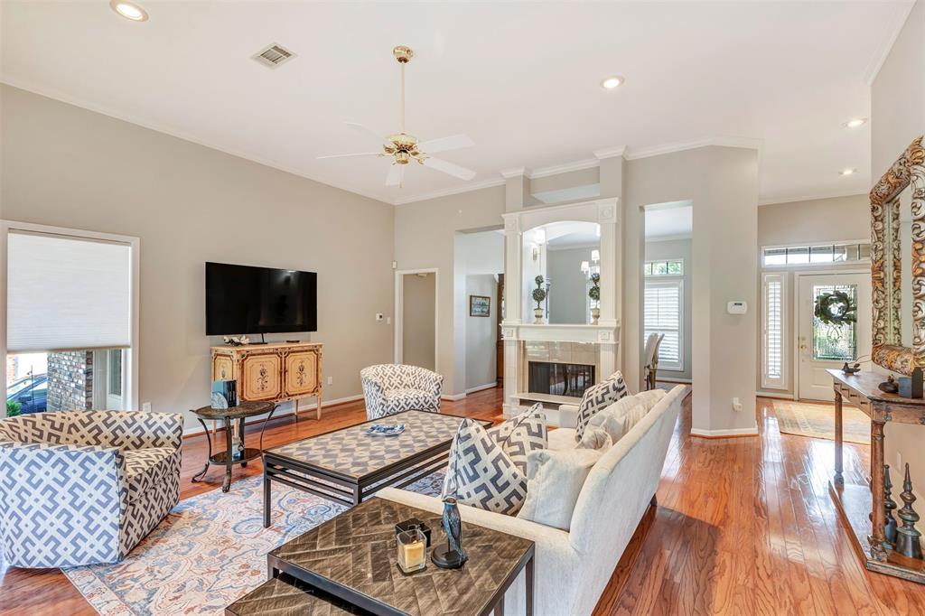 1604 Durham Drive, Huntsville, Texas image 9