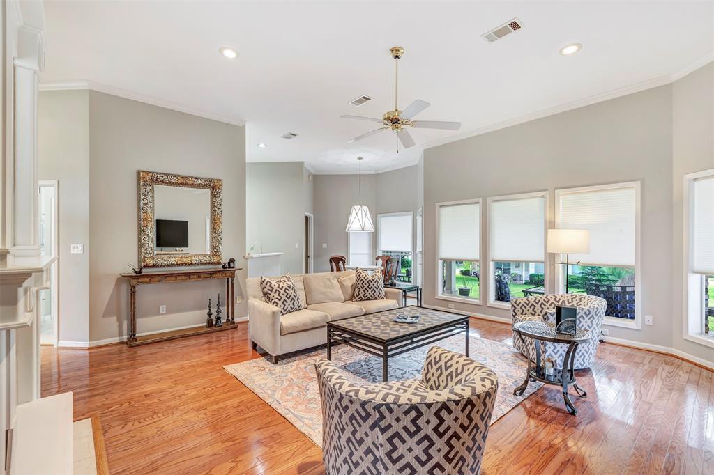 1604 Durham Drive, Huntsville, Texas image 5