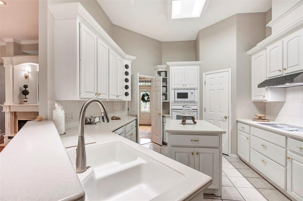 1604 Durham Drive, Huntsville, Texas image 16