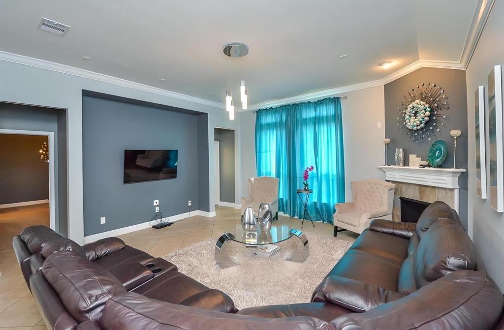 4222 Churchill Place Court Ct, Fulshear, Texas image 12