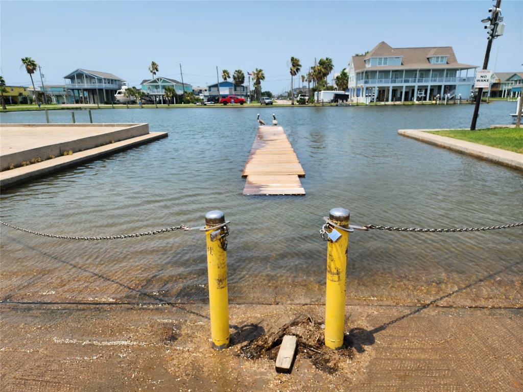 21446 Gulf Drive, Galveston, Texas image 38