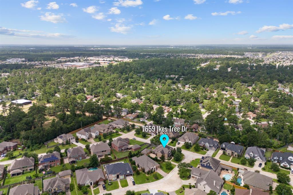 7659 Ikes Tree Drive, Spring, Texas image 42
