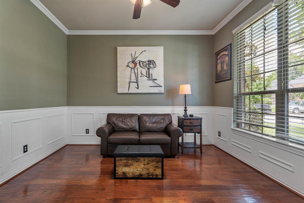 7659 Ikes Tree Drive, Spring, Texas image 7