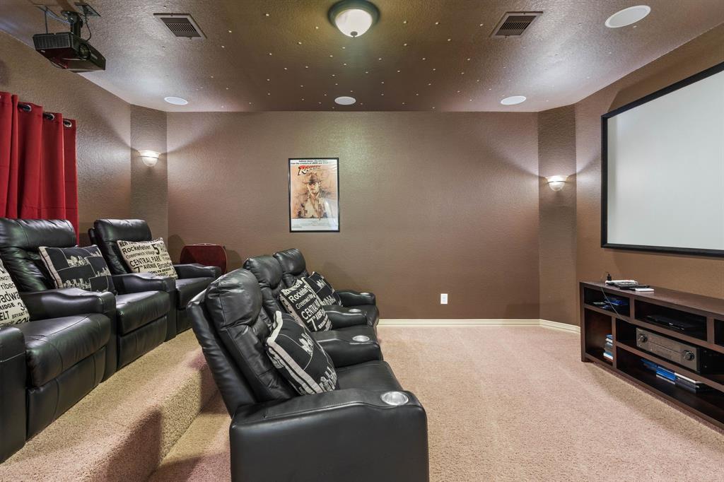 7659 Ikes Tree Drive, Spring, Texas image 33