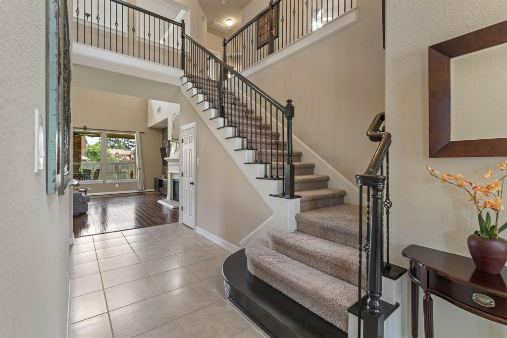 7659 Ikes Tree Drive, Spring, Texas image 5