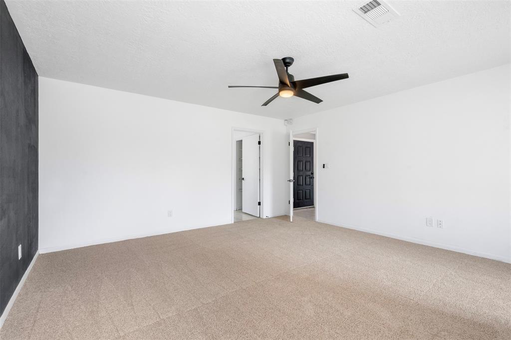 3809 Trailwood Drive, Baytown, Texas image 11
