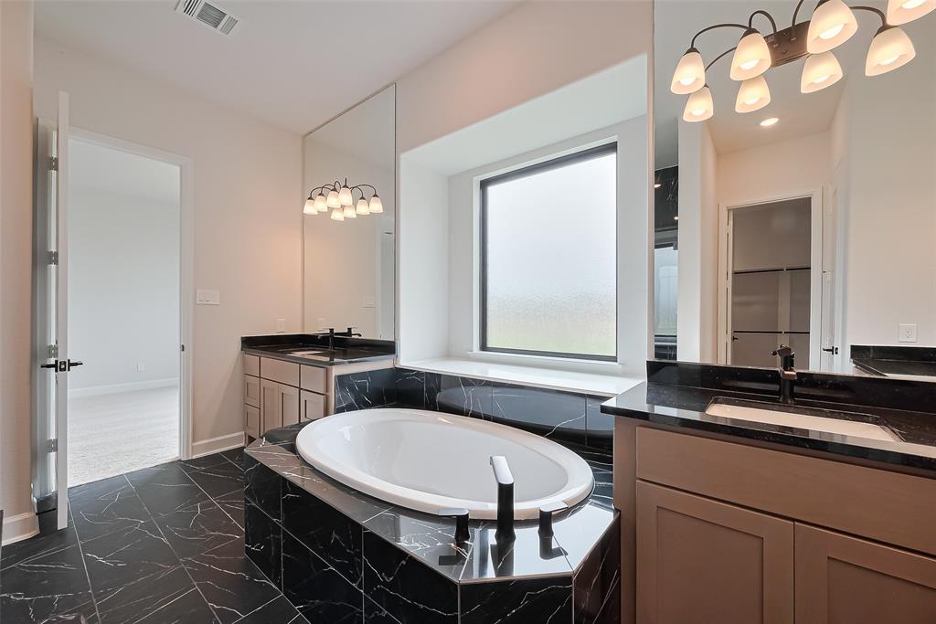 31215 Stella Sky Drive, Fulshear, Texas image 26