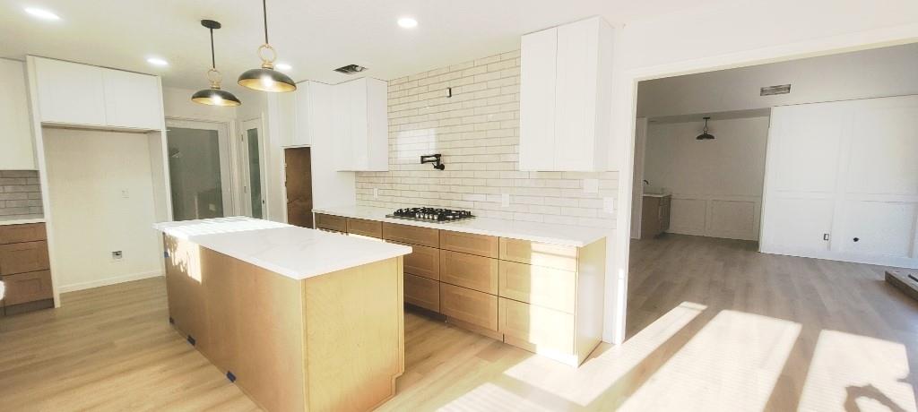 7619 Apache Plume Drive, Houston, Texas image 6